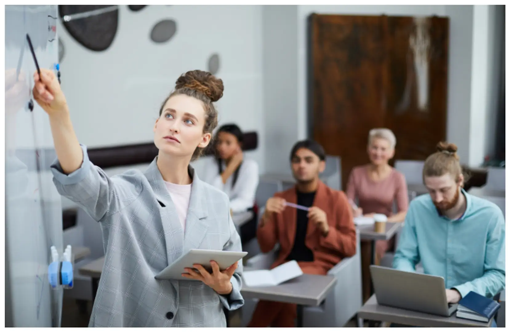 6849747d3420928fd43e17a7